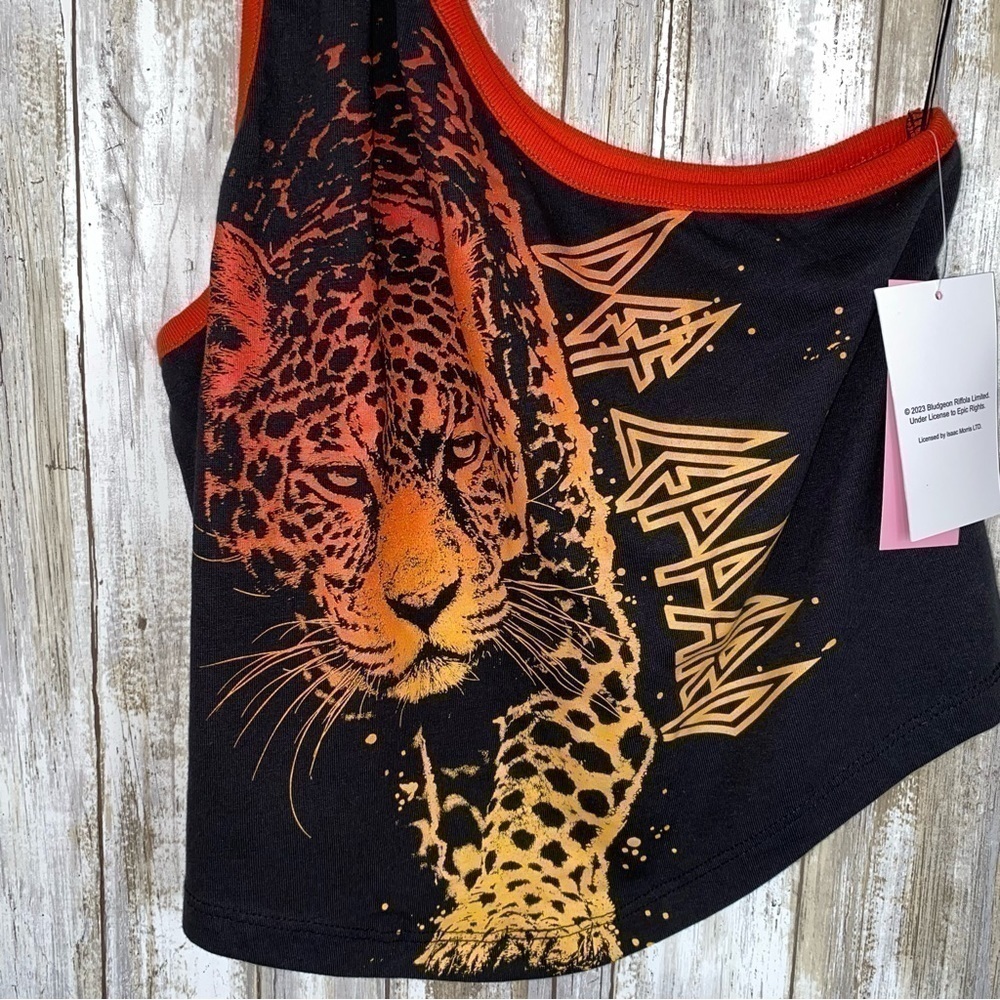 NWT Def Leppard One Shoulder Leopard Crop - Picture 3 of 5